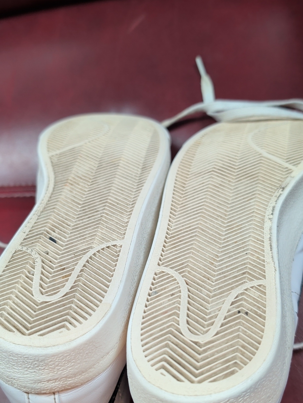 Nike Blazer Mid White Leather Sneakers with Black Swoosh 10.5 Men's - Picture 9 of 10